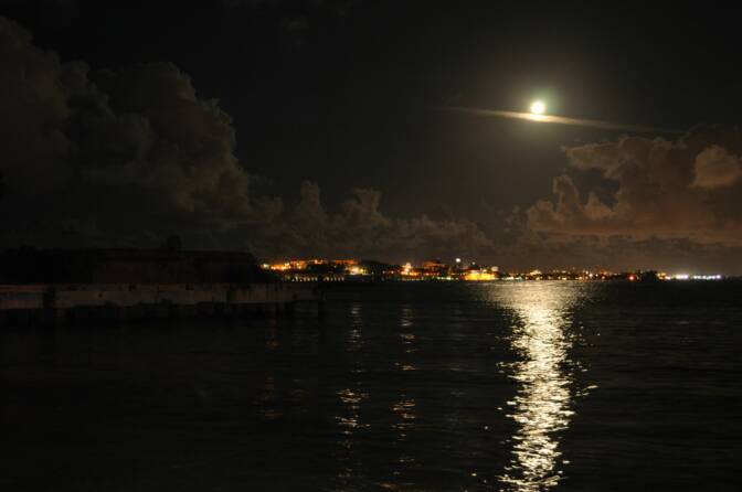 Captan La Super Luna Desde Puerto Rico