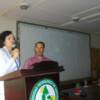 La Sra.Minerva Calderón, Vice-Rectora de la Universidad de UTESA en Santiago, agradece el apoyo de Puerto Rico durante el Año Internacional de la Astronomía. Igualmente expresó estar sumamente fascinada con la Conferencia ofrecida. 